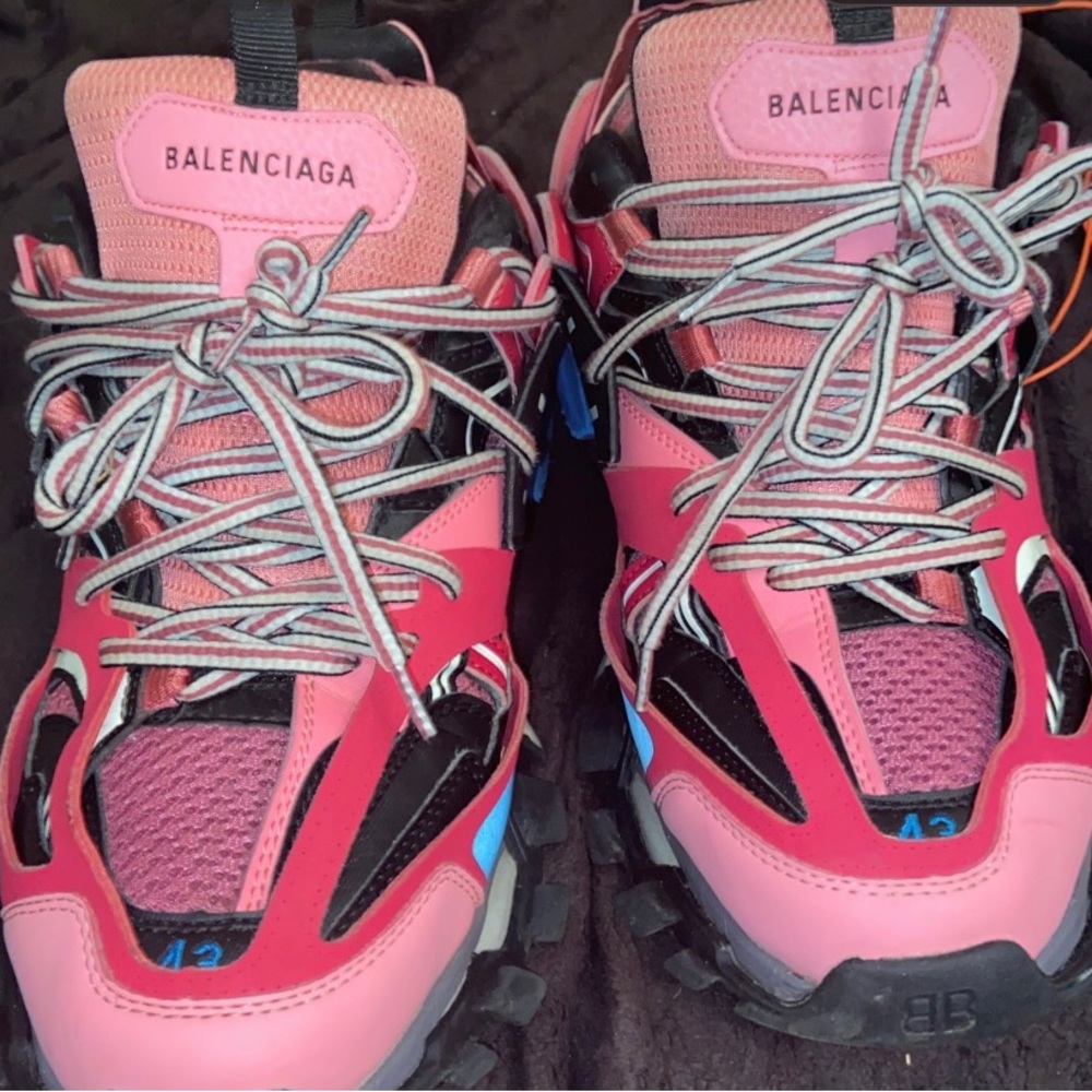 Balenciaga size 43 WORN no box